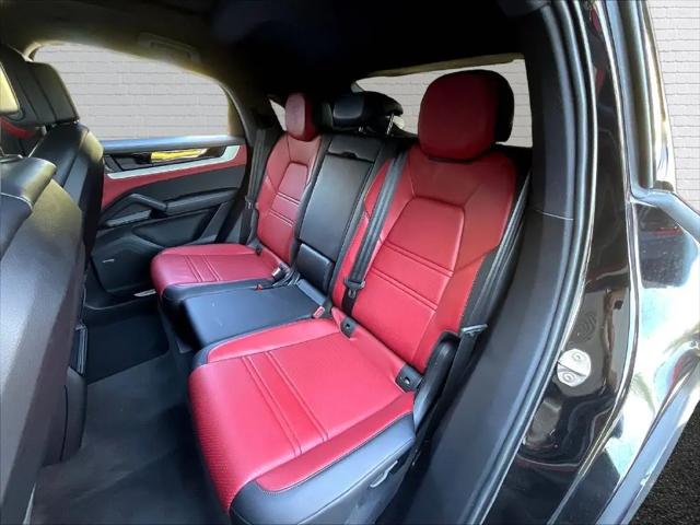 2024 Porsche Cayenne Cayenne
