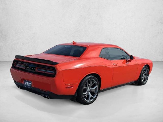 2016 Dodge Challenger SXT Plus