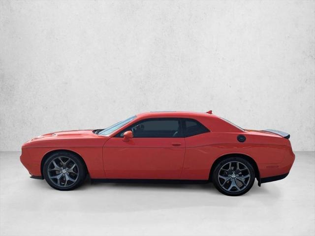 2016 Dodge Challenger SXT Plus