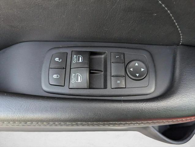2016 Dodge Challenger SXT Plus