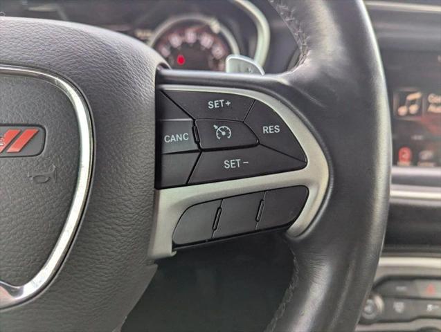 2016 Dodge Challenger SXT Plus