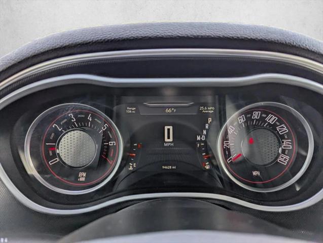 2016 Dodge Challenger SXT Plus