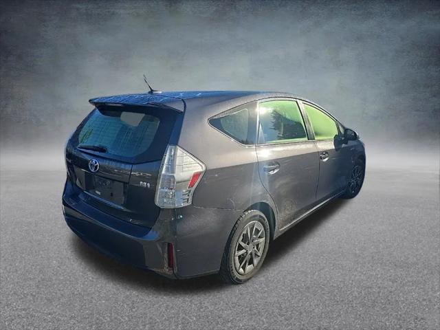 2014 Toyota Prius v Three