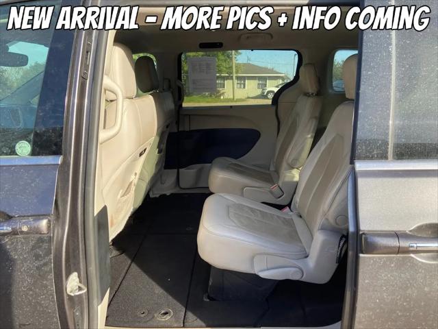 2021 Chrysler Pacifica Touring L