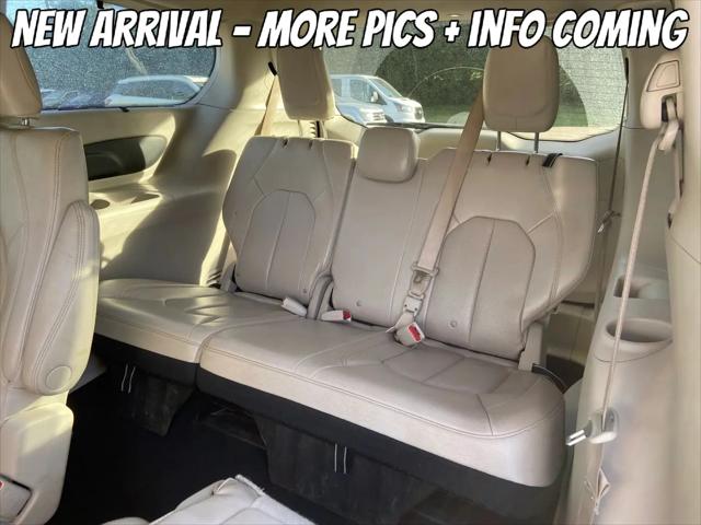 2021 Chrysler Pacifica Touring L