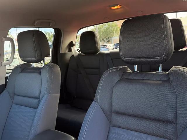 2024 Nissan Frontier Crew Cab SV 4x2