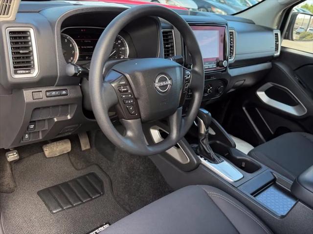 2024 Nissan Frontier Crew Cab SV 4x2