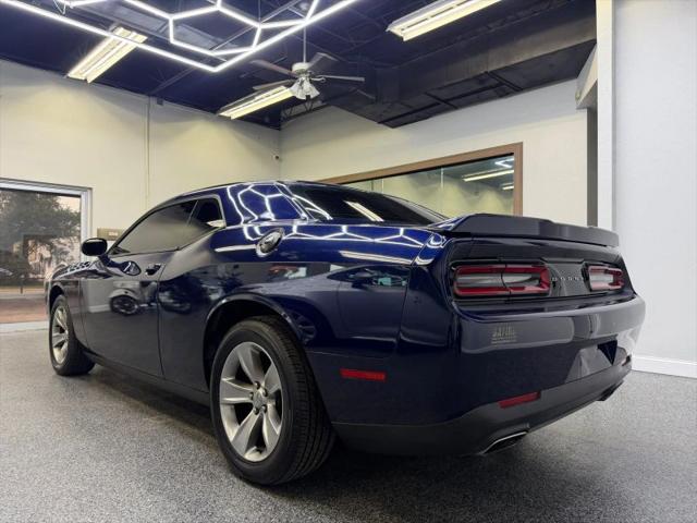 2017 Dodge Challenger SXT