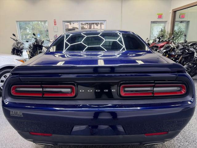 2017 Dodge Challenger SXT