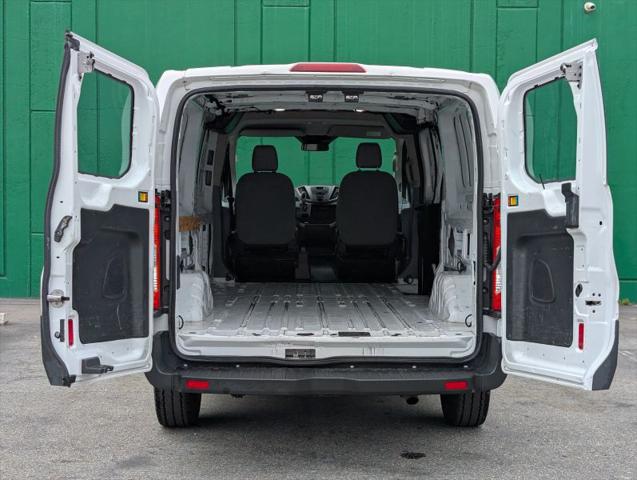 2018 Ford Transit w/60/40 Side Door w/LWB
