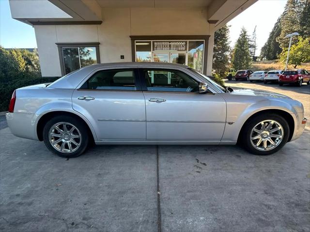 2005 Chrysler 300 C