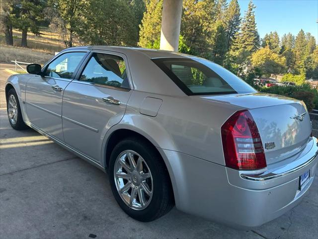 2005 Chrysler 300 C