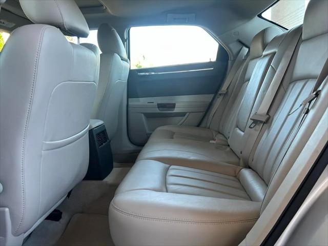 2005 Chrysler 300 C