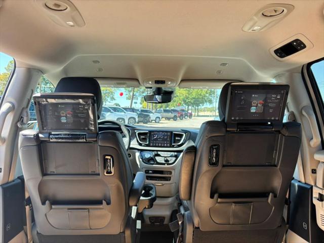 2020 Chrysler Pacifica Touring L Plus