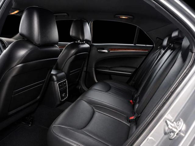 2014 Chrysler 300 300