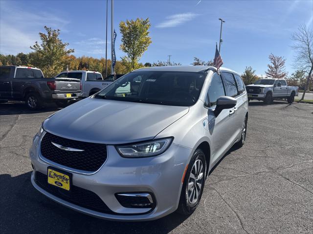 2023 Chrysler Pacifica Hybrid Touring L for sale in Duluth, MN