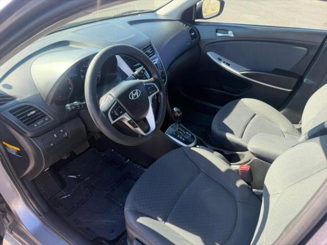 2013 Hyundai Accent SE