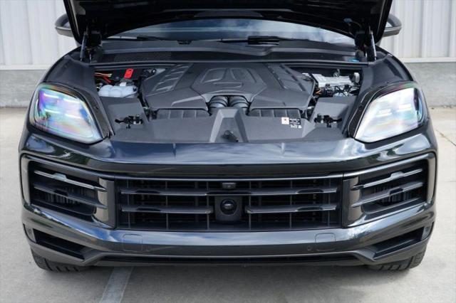 2025 Porsche Cayenne S