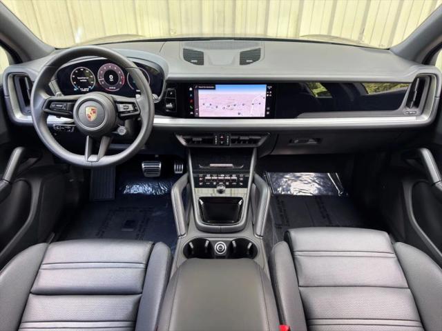 2025 Porsche Cayenne S