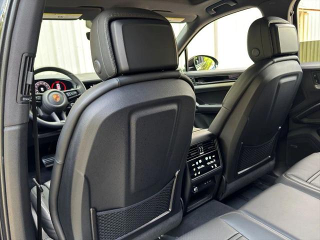 2025 Porsche Cayenne S