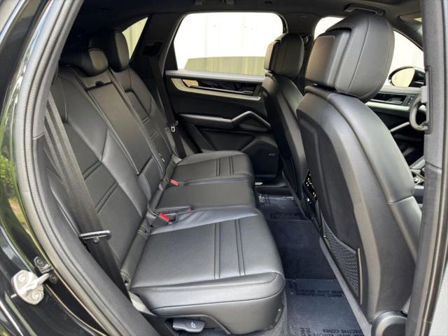 2025 Porsche Cayenne S