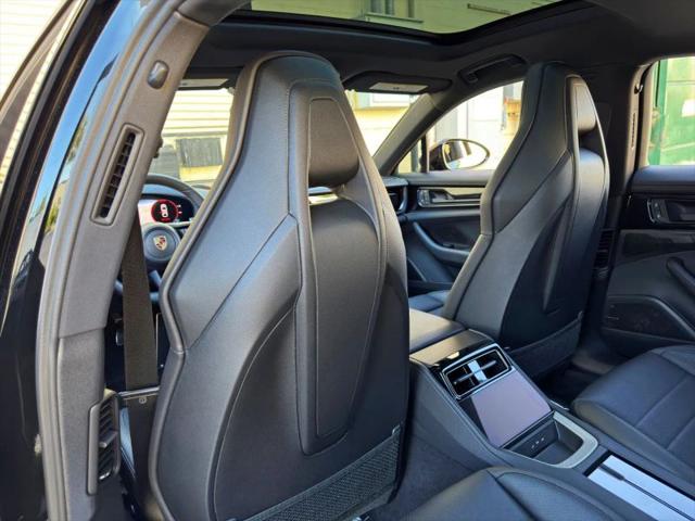 2024 Porsche Panamera Base