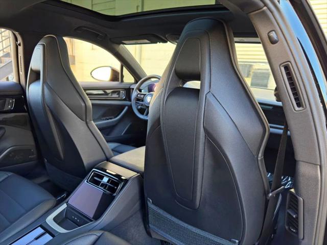 2024 Porsche Panamera Base