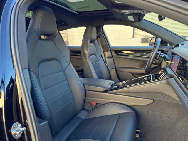 2024 Porsche Panamera Base