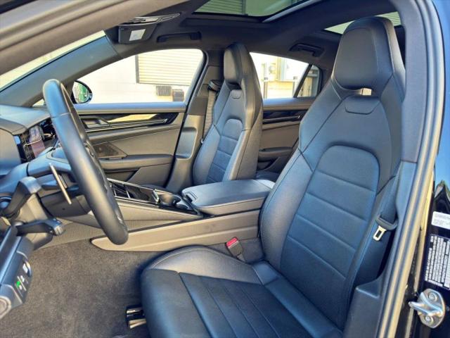2024 Porsche Panamera Base