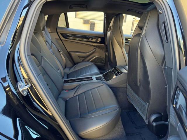 2024 Porsche Panamera Base