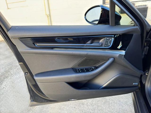 2024 Porsche Panamera Base
