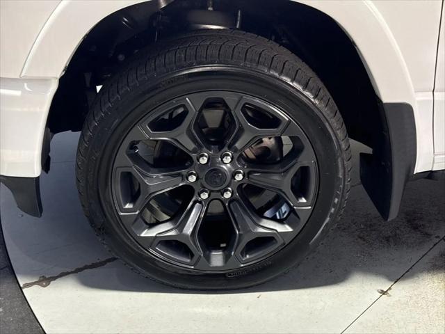 2023 Ram 1500 Limited Crew Cab 4x4 57 Box