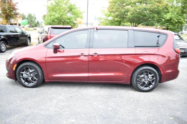 2020 Chrysler Pacifica Touring