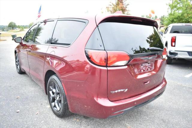 2020 Chrysler Pacifica Touring