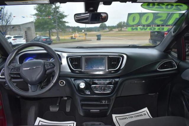 2020 Chrysler Pacifica Touring