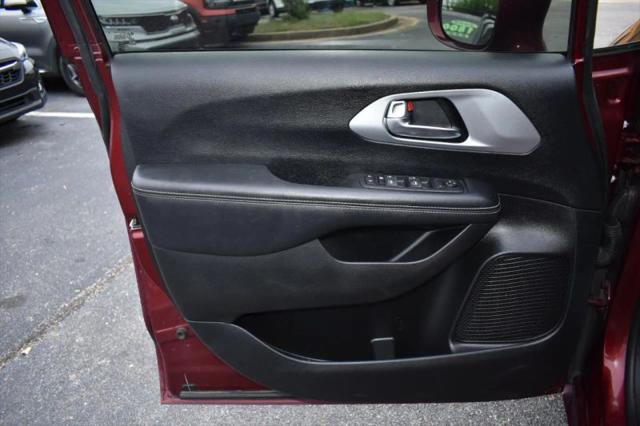 2020 Chrysler Pacifica Touring
