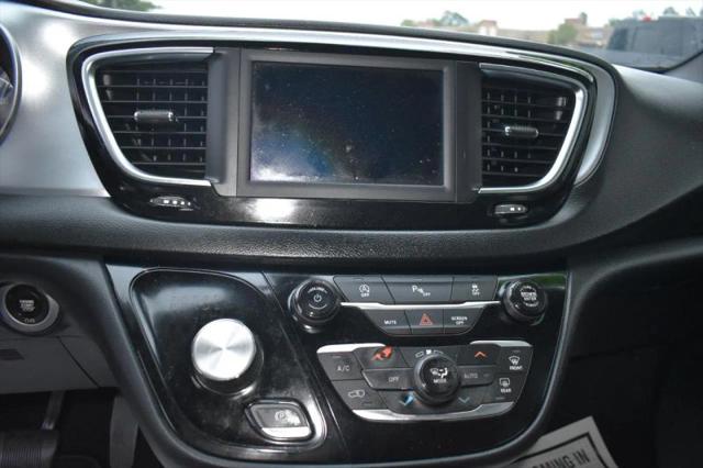 2020 Chrysler Pacifica Touring