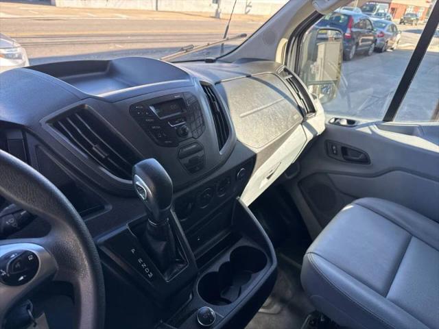 2019 Ford Transit Medium Roof w/Sliding Side Door w/LWB