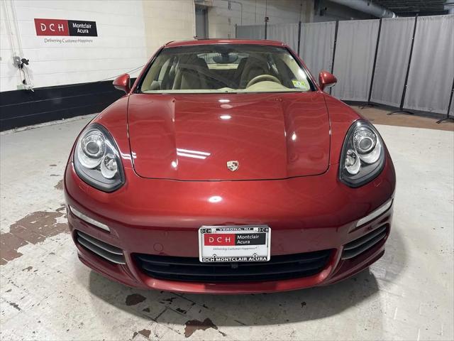 2015 Porsche Panamera 4