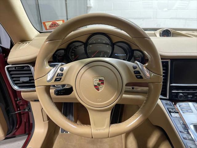 2015 Porsche Panamera 4