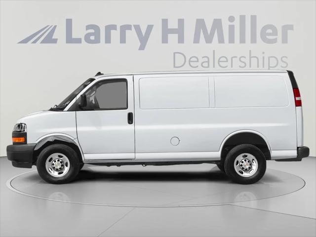 2025 Chevrolet Express Cargo Van RWD 3500 Extended Wheelbase WT