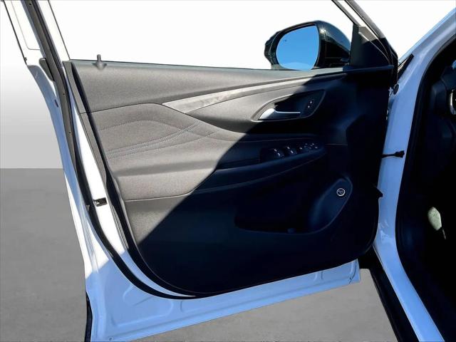 2026 Buick NV Sport Touring FWD