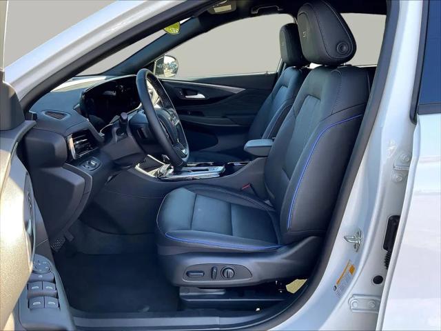 2026 Buick NV Sport Touring FWD