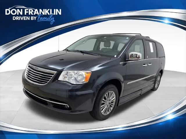 2014 Chrysler Town & Country Touring-L for sale in Columbia, KY