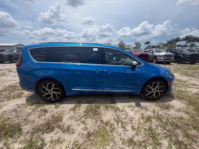 2027 Chrysler Pacifica Pinnacle
