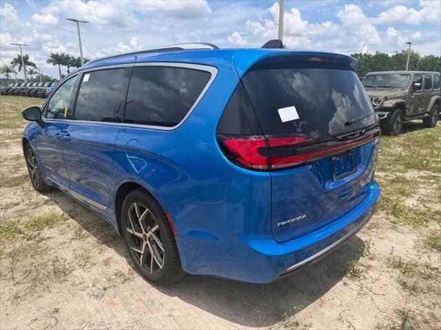 2027 Chrysler Pacifica Pinnacle