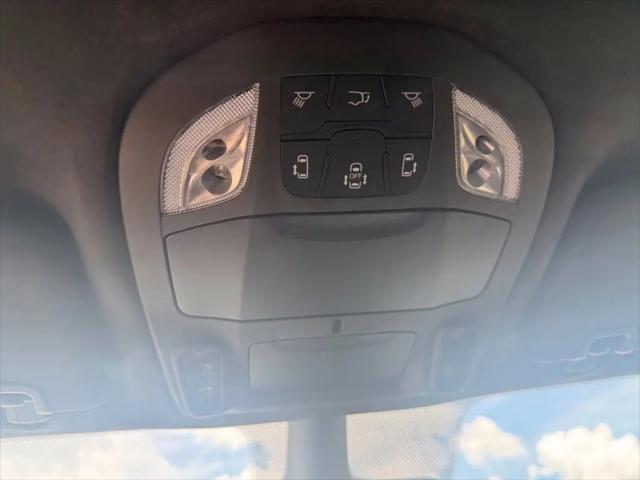 2027 Chrysler Pacifica Pinnacle