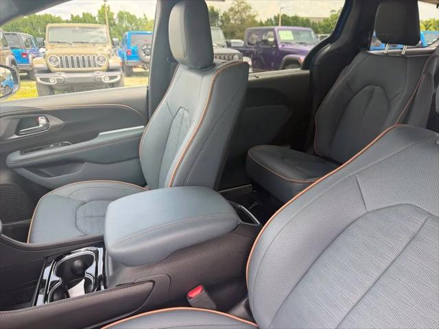 2027 Chrysler Pacifica Pinnacle