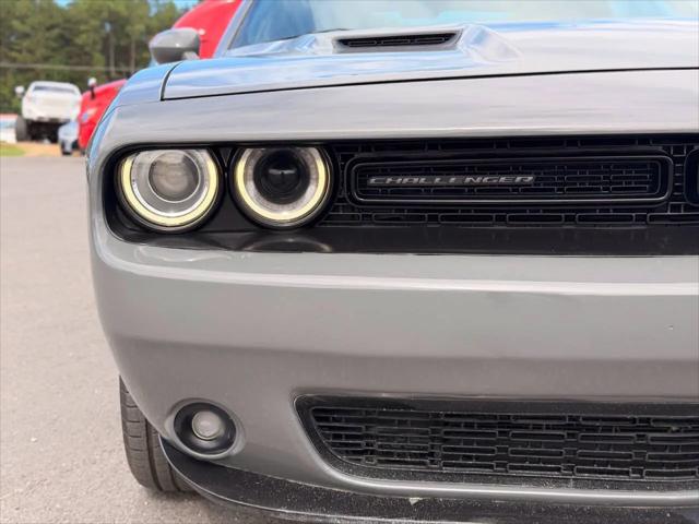 2018 Dodge Challenger SXT Plus