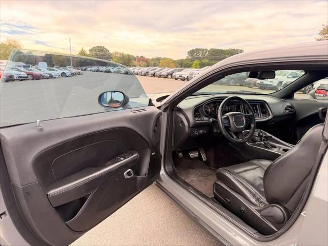 2018 Dodge Challenger SXT Plus